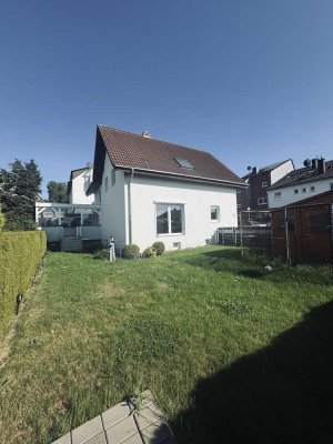 Großzügiges Einfamilienhaus mit Garten, Garage & Sauna – Ihr neues Zuhause wartet!