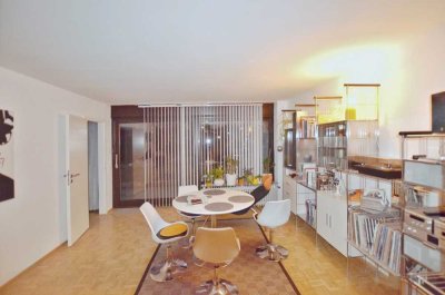 Ruhige 3 Zimmer Wohnung mit Einbauküche und großen Loggia