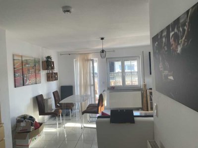 Ruhig gelegene 2-Zimmer-Wohnung mit EBK und Sonnenbalkon in Bad Nauheim / Nieder-Mörlen