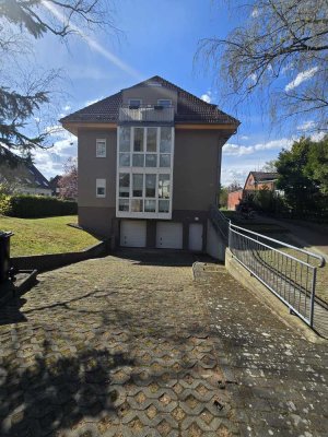 Stilvolle, bezugsfreie 3-Raum-Maisonette-Wohnung mit EBK in Berlin Hermsdorf (Reinickendorf)