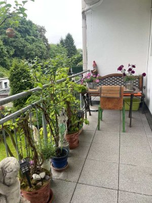 Interessante Kapitalanlage! Hübsche freie 2-Zimmer mit Balkon