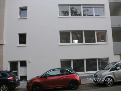 3 Zimmer, offene Küche, 2 Bäder über 2 Etagen mit Loggia