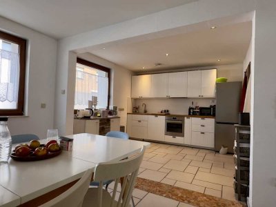 Großzügiges Einfamilienhaus mit Garten