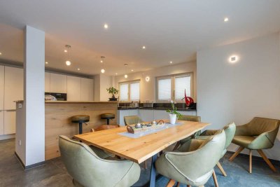 Alternative zum Einfamilienhaus! Moderne Maisonette-Wohnung mit viel Platz und Garten