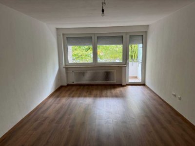 Renovierte 2-Zimmer-Wohnung mit Balkon in Laatzen
