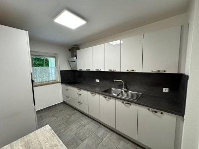 Charmante 3-Zimmer-Wohnung mit Terasse und Tiefgarage Stellplatz