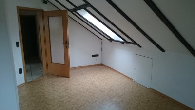 2Zi. DG-Wohnung inkl Garten - KEINE Haustiere