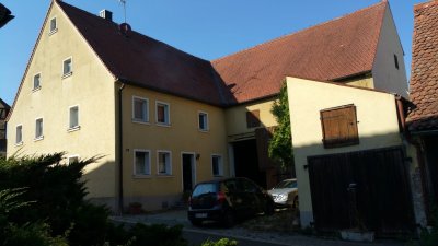 Charmante Hofstelle mit viel Potenzial in Westmittelfranken