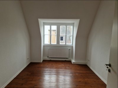 Zimmer in 5er WG, frisch renoviert, zentral in Nürnberg, 2 Bäder, 2 WCs