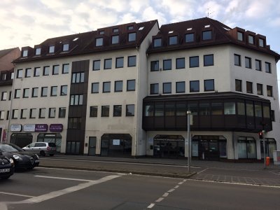Ab August - Whng. Zimm. in einer 2-Zimmer-Wohnung frei