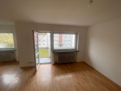 Hübsche 3 frischrenovierte Zim. in charmanten Nachbarschaft,