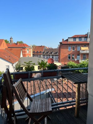 Kleine gemütliche Innenstadtwohnung mit Schlafboden