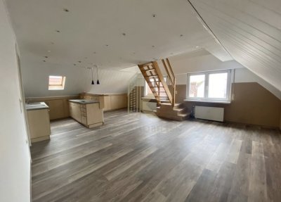 Teilmöblierte 2,5-Zimmer-Maisonettewohnung