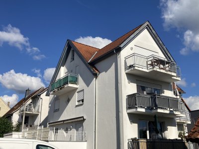 Gründau-Lieblos: 2 Zimmer Single Wohnung mit Küche und Balkon