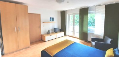 2-Raum Wohnung Top Lage in Stuttgart Möhringen, Voll Möbliert mit Einbauküche und Zubehör,  WLAN,  Nähe ÖPNV