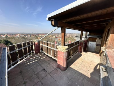 Sanierte 3-Raum–Wohnung mit Terrasse über den Wolken Apoldas
