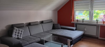 Gemütliche Dachgeschosswohnung/ möbliert