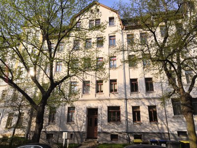 Ihr neues Zuhause - 3 Zimmer im 2. Obergeschoss mit Balkon und Einbauküche!