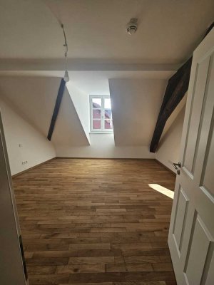 *Erstbezug* barrierearme 3 Raumwohnung im sanierten Fachwerk mitten im Herzen der Altstadt