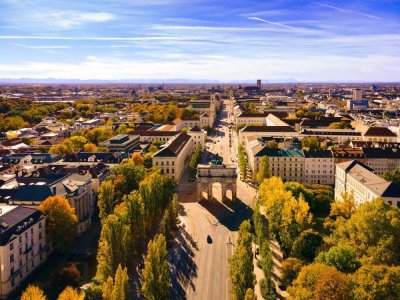 Bestlage Kaiserstraße — charmante 5-Zi.-Dachgeschosswohnung
