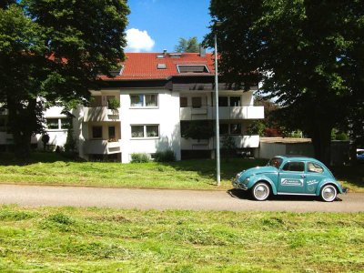 Helle 2-Zimmer-Wohnung im DG mit Kfz-Stellplatz in bevorzugter Wohnlage beim Wasserturm