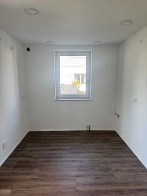 Erstbezug nach Renovierung - 80qm Wohnung mit Terrasse in zentraler, ruhiger Lage in Bad Schussenrie