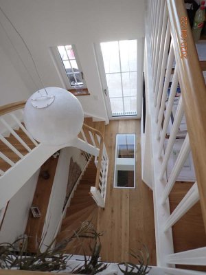 Exklusive Stadtvilla im Herzen von Nieder-Olm - Wohnen auf höchstem Niveau