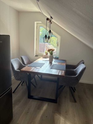Renovierte 2-Zimmer-Wohnung mit Balkon und Einbauküche