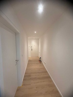 Wunderschöne, helle, kernsanierte 4-Zimmer-Wohnung in gepflegtem Objekt