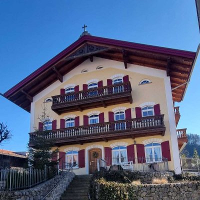4 bis 5-Zimmer Wohnung in alpenländischer Architektur