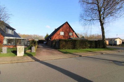 Großzügiges Einfamilienhaus mit Sauna im Garten, in familienfreundlichem Wohngebiet!