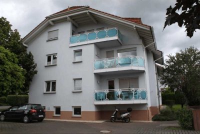 Ansprechende 2-Zimmer-Wohnung mit Balkon in Pohlheim