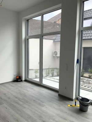 Erstbezug: Moderne 2,5-Zimmer-Wohnung mit Terrasse in Neckarsulm