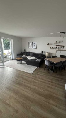 Neuwertige 3-Raum-Wohnung mit Balkon und Einbauküche in Lauingen (Donau)