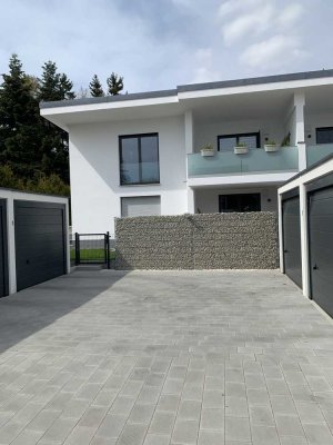 Köfering: Zentrales Wohnen im Grünen (energieeffizient)