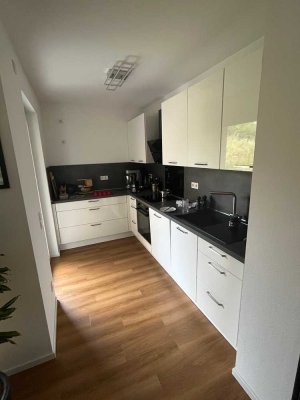 Exklusive 3-Zimmer-Wohnung mit gehobener Innenausstattung mit Balkon in Bergisch Gladbach