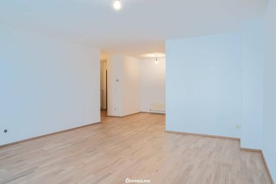 Großzügige 2-Zimmer-Wohnung in zentraler Lage – mit großer Loggia &amp; Parkplatz