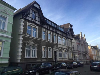 3-4-Zimmer-Altbau-Wohnung mit Wintergarten in zentraler Lage von Detmold