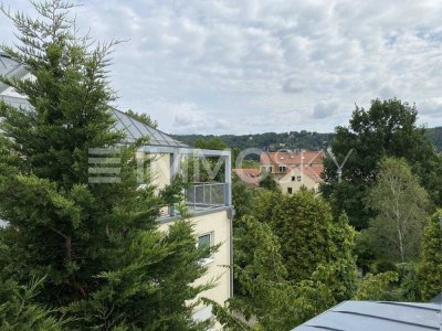 Charmante Dachgeschoßwohnung mit Terrasse