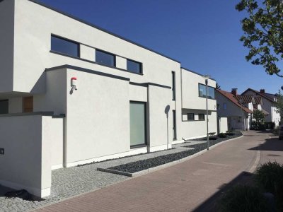 Exklusive Designer-Villa mit großem Außenpool
