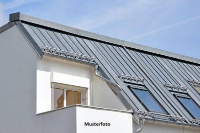 +++ Große Wohnung mit Dachterrasse +++