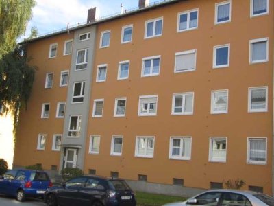 Renovierte 3 - Zimmer Wohnung mit Balkon in Stadtlage!