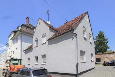 Kapitalanlage: 6 Apartments mit ca. 10 % Rendite in stadtnaher Lage