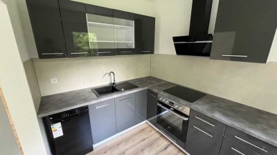 Mosel, 3-Zi.-Whg. mit Balkon, Stellplatz und ganz neuer Einbauküche