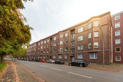 Große 4-Zimmer-Wohnung mit Balkon in Bremerhaven-Lehe!