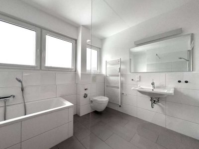 Wohnen auf hohem Niveau im Villenviertel: TOP saniert, neue Walk-In-Dusche, Wanne & Balkon!!