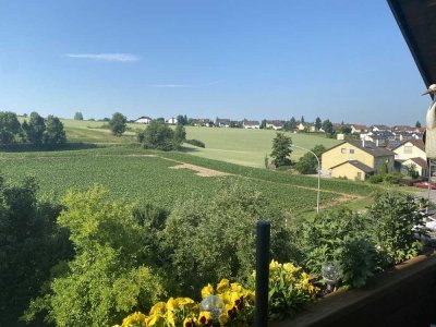 Sonnige helle und freundliche 3-Zimmer-Wohnung in Neufahrn i.NB