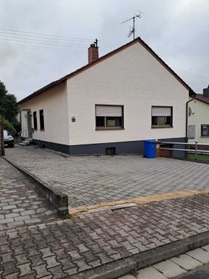 Großzügiges Einfamilienhaus in Ramstein-Miesenbach