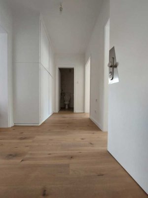 Renovierte 2,5-Raumwohnung in zentraler Lage von Essen-Altenessen