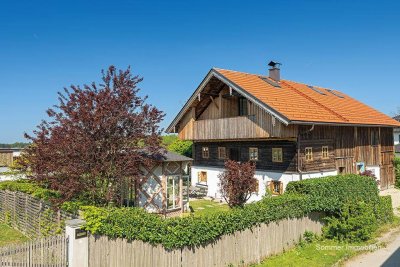 LANDLIEBE - TRADITION TRIFFT MODERNE - Revitalisiertes Bauernhaus im Salzburger Flachgau